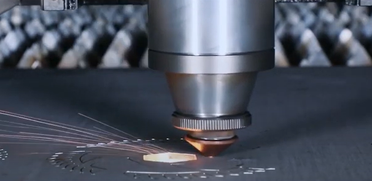 4000вт волоконный лазерный резак стимулирует развитие промышленности металлических листов