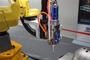 Внедрение 3D робота для лазерной резки